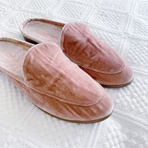 [Banana Republic] Velvet Pink Mules/Slides 8